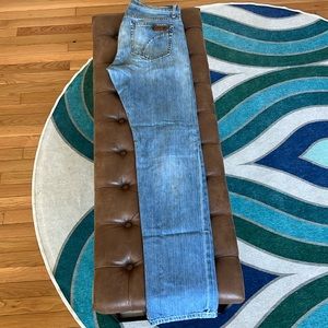 Joe’s Jeans (Brixton Fit)